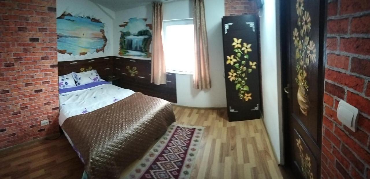 Casa Piscul Lupului Villa Pucioasa ภายนอก รูปภาพ